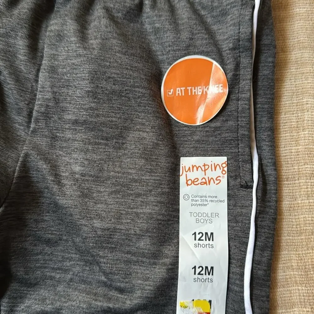 Set of 3 tee shirts and 3 shorts‎